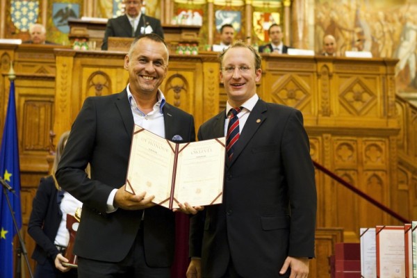Magyar Termék Nagydíjat nyertek műanyag nyílászáróink és szolgáltatásaink
